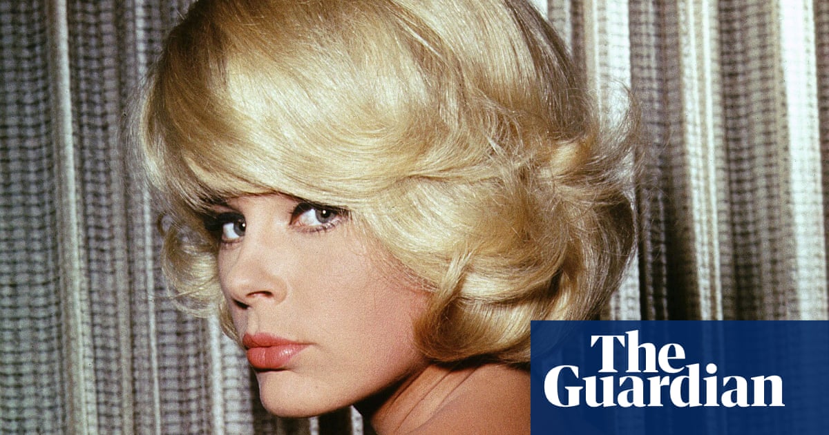 Beyond the Studio Typology of Mid-Century Transatlantic Cinema
