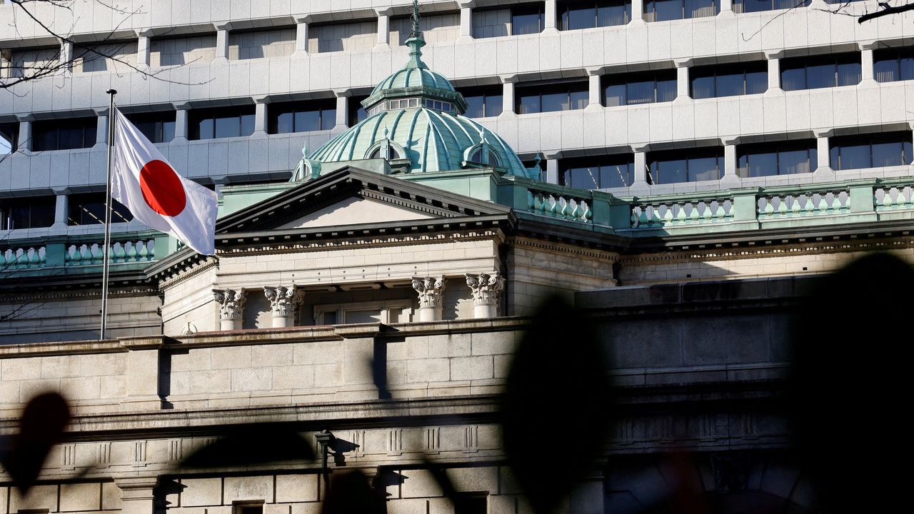 Japan's Rate Hikes: An Echo in Asia's Generational Divide