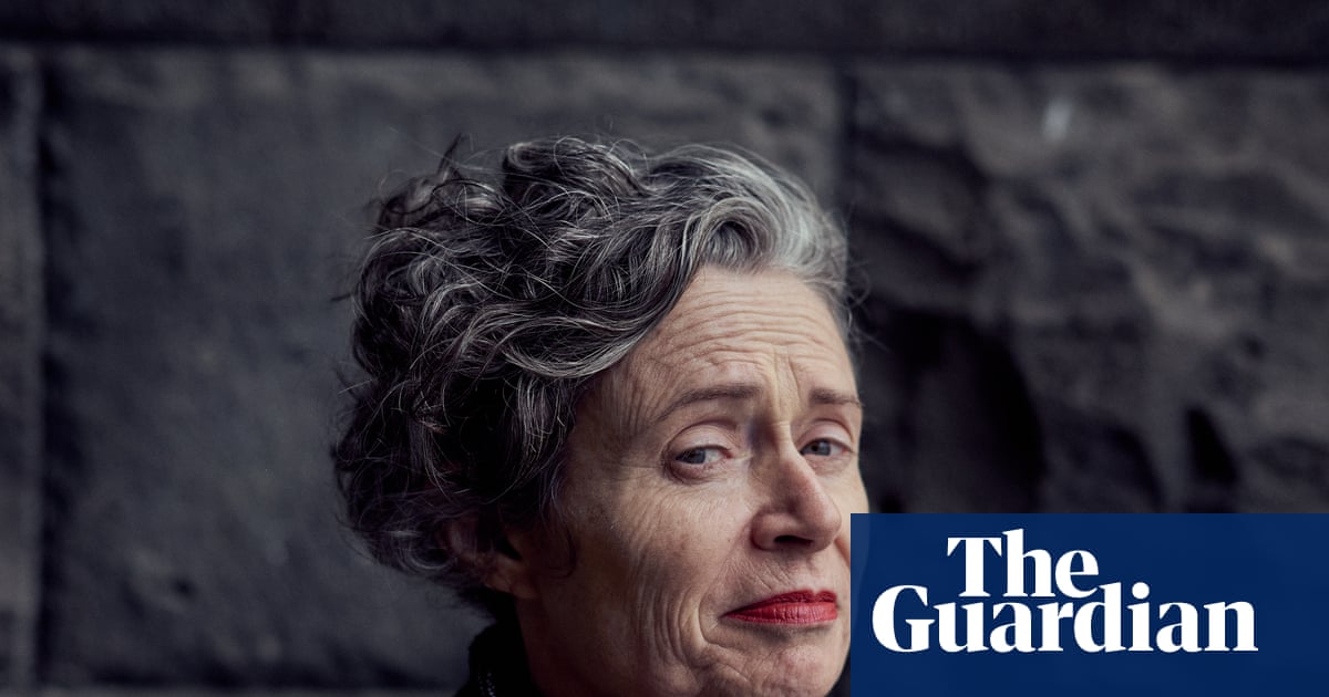Judith Lucy's Candid Cancer News Tests Public Boundaries of Vulnerability