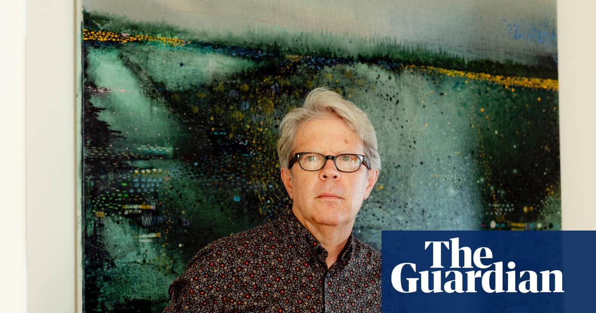 The enduring weight of the unbuilt: Franzen's 'The Corrections' and the screen's resistance
