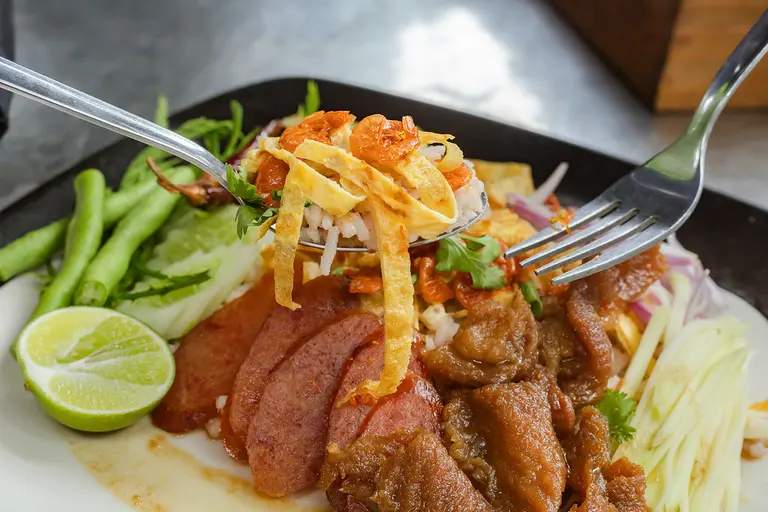 Bangkok street food - Khao Kluk Kapi Niyngow Stir Fried Rice