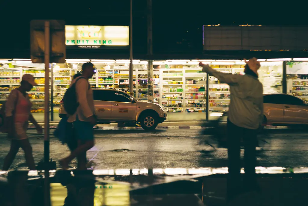 A Culinary Odyssey on a Dime: Mastering Phuket's Food Scene Without Breaking the Bank