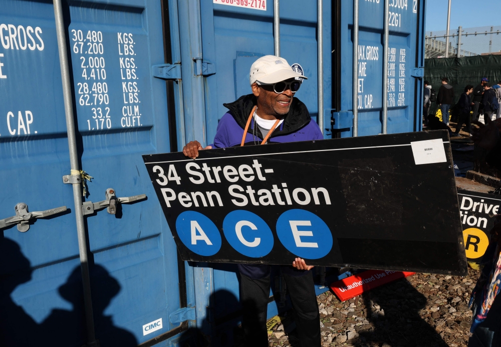 New York's Subway Memorabilia Sale and Asia's Practical Pull for Expats