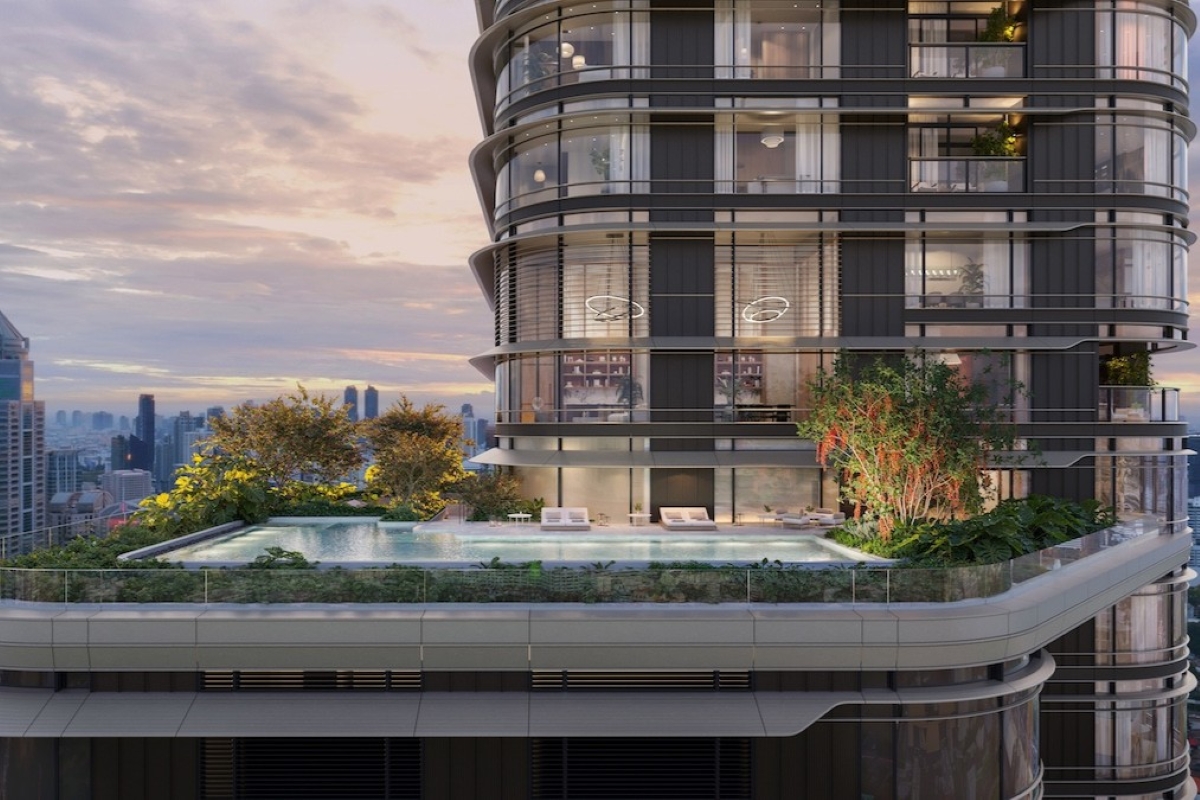 Prime Real Estate Enclaves Reshape Urban Land Use on Witthayu Road
