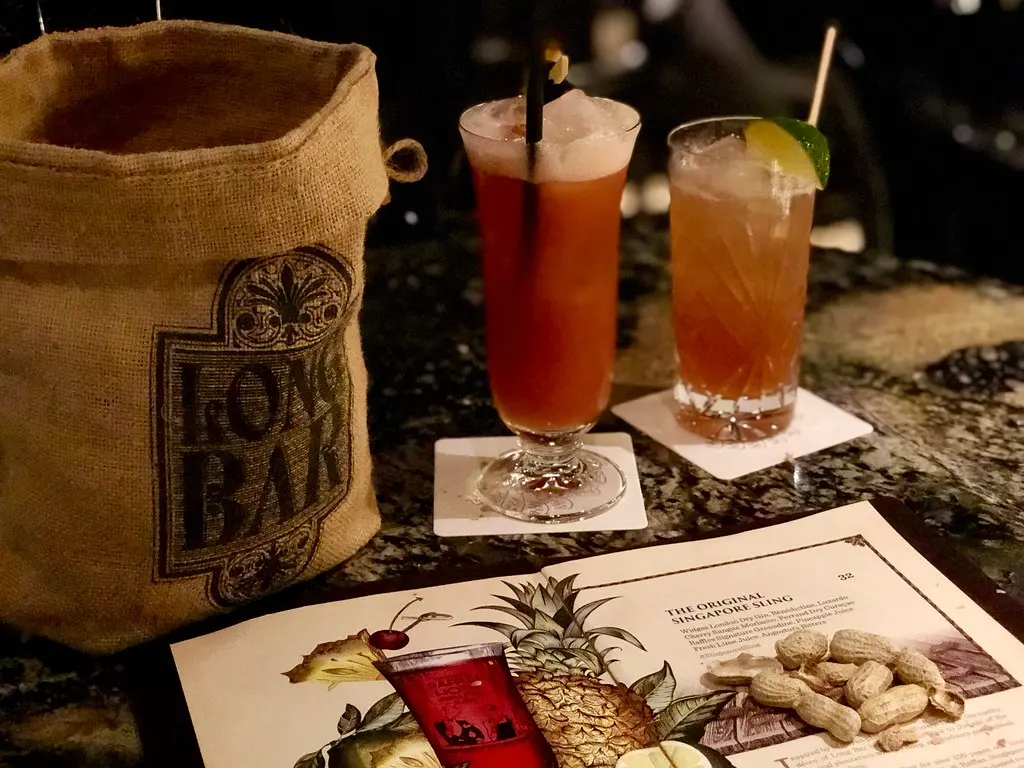 Singapore Sling at Long Bar