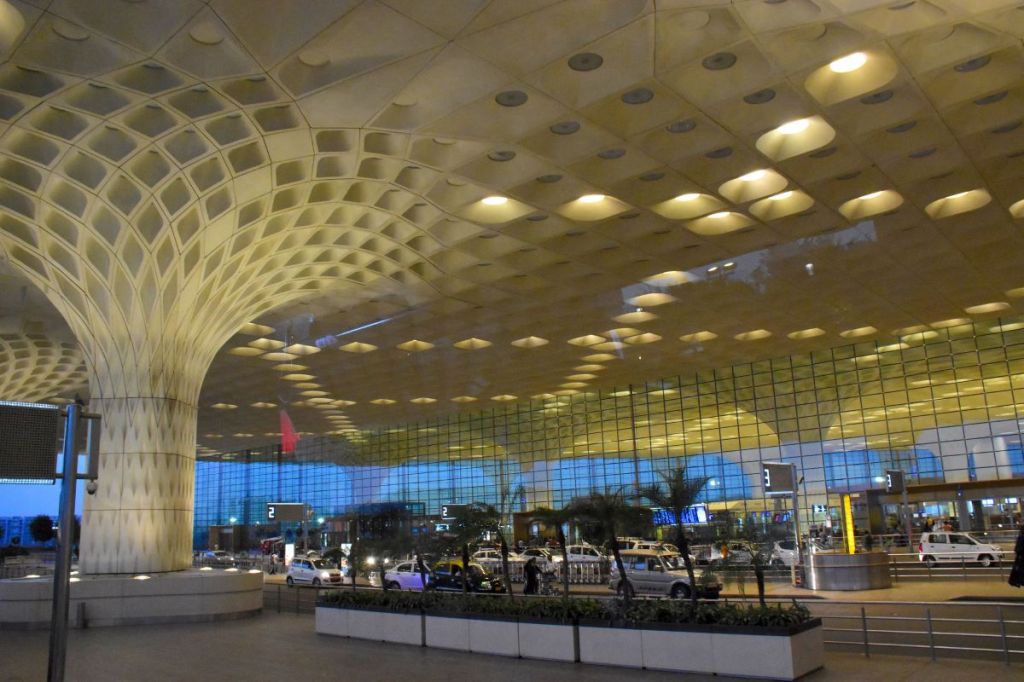 Mumbai's Airport Slot Delay Highlights Infrastructure Challenges