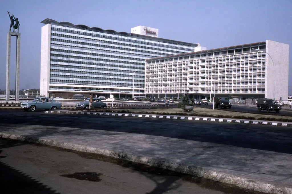 ID Jakarta Hotel Indonesia - 1963 (W63-K27-16)