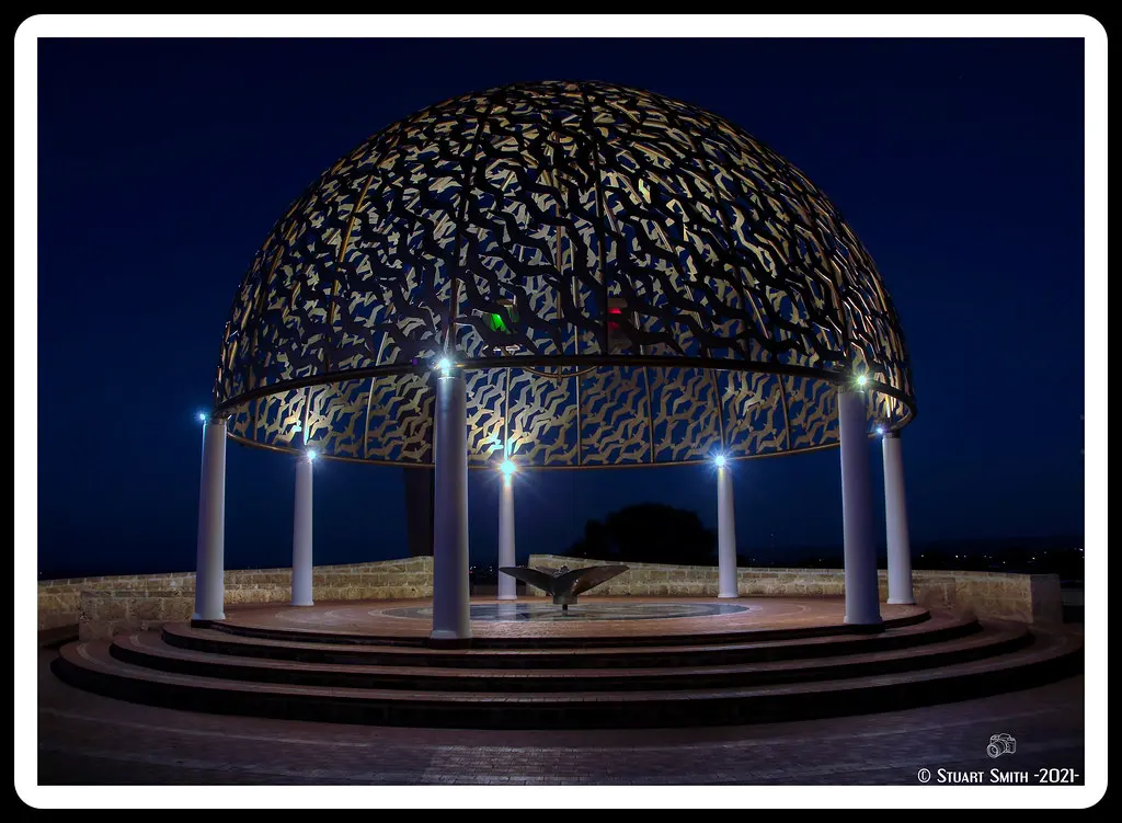 HMAS Sydney II Memorial, Gummer Avenue, Geraldton, Western Australia