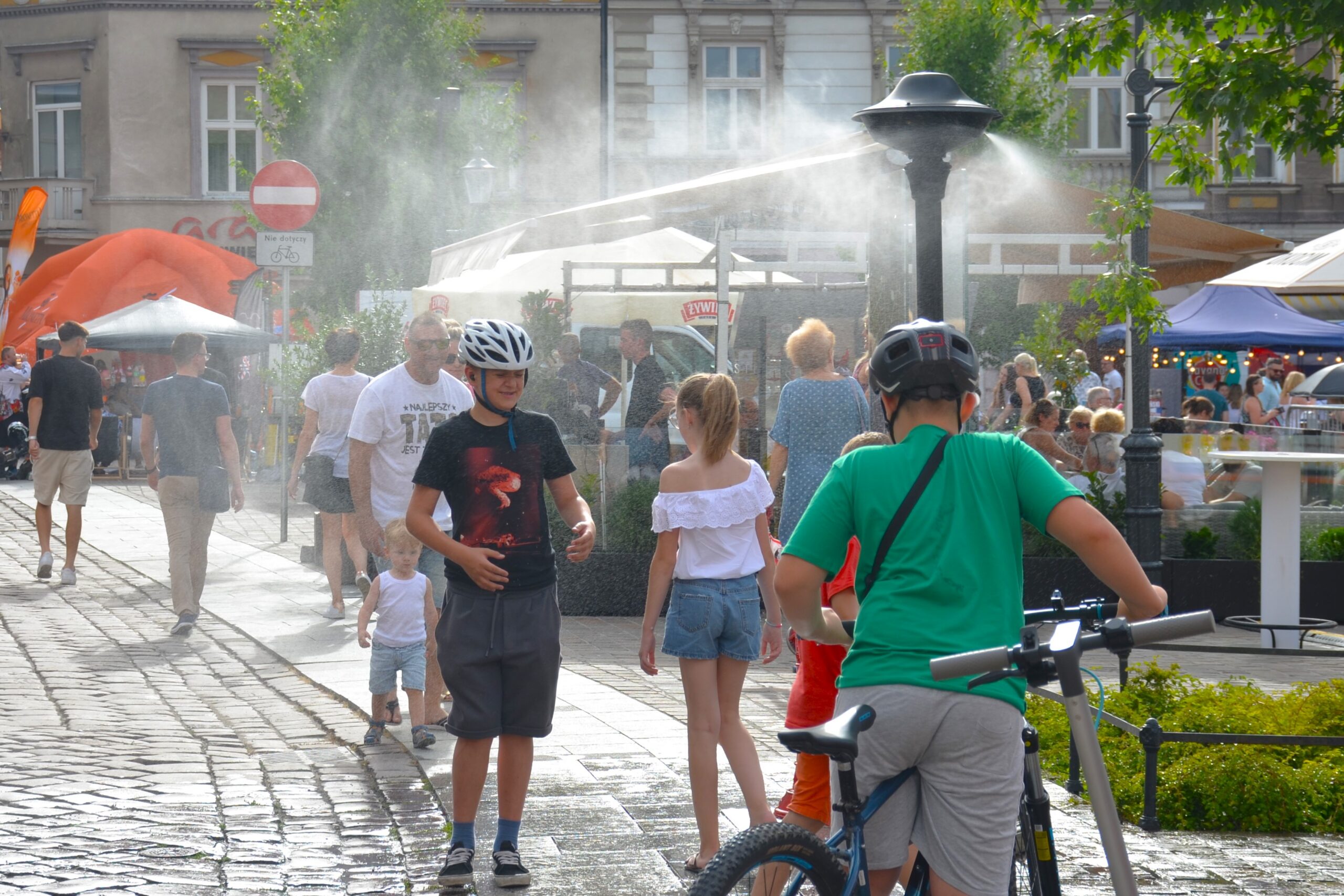 Rooftop Sprinklers: A Regional Tactic for Urban Cooling, Not a Comprehensive Water Strategy