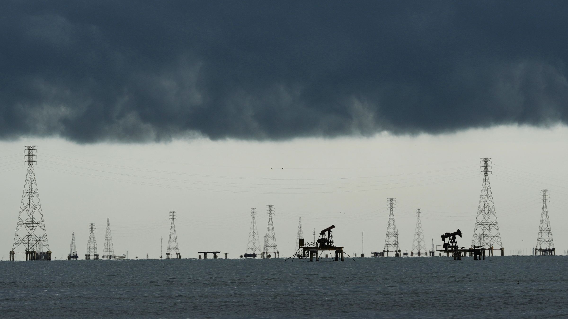 Venezuela Oil Deal Reconfigures Energy Market, With Consequences for Asia-Pacific