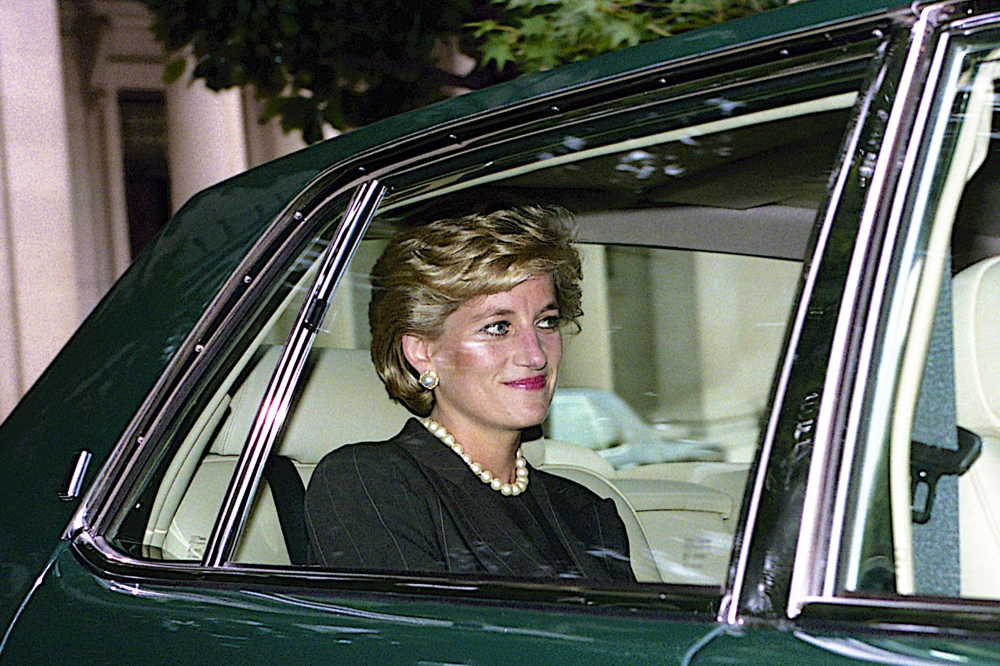Diana's Dress, Celebrity, and the Asian Luxury Market's Discretion