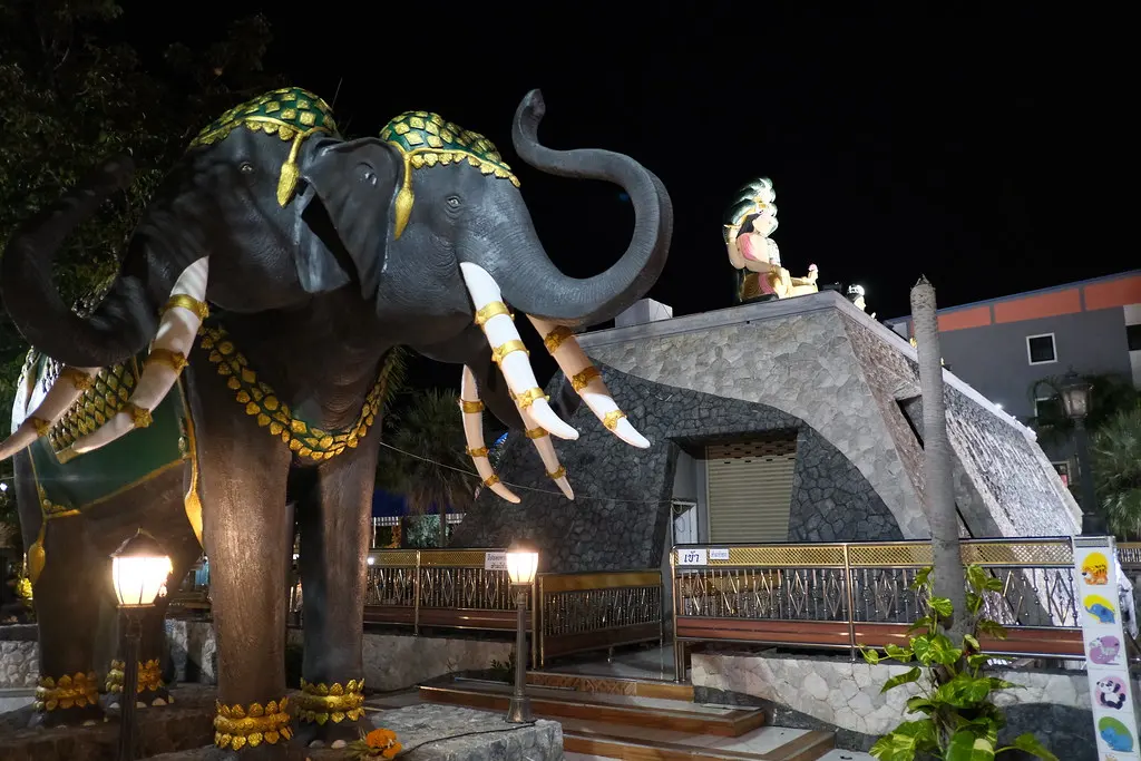 DSCF0939: a statue of an elephant with decorations on its back