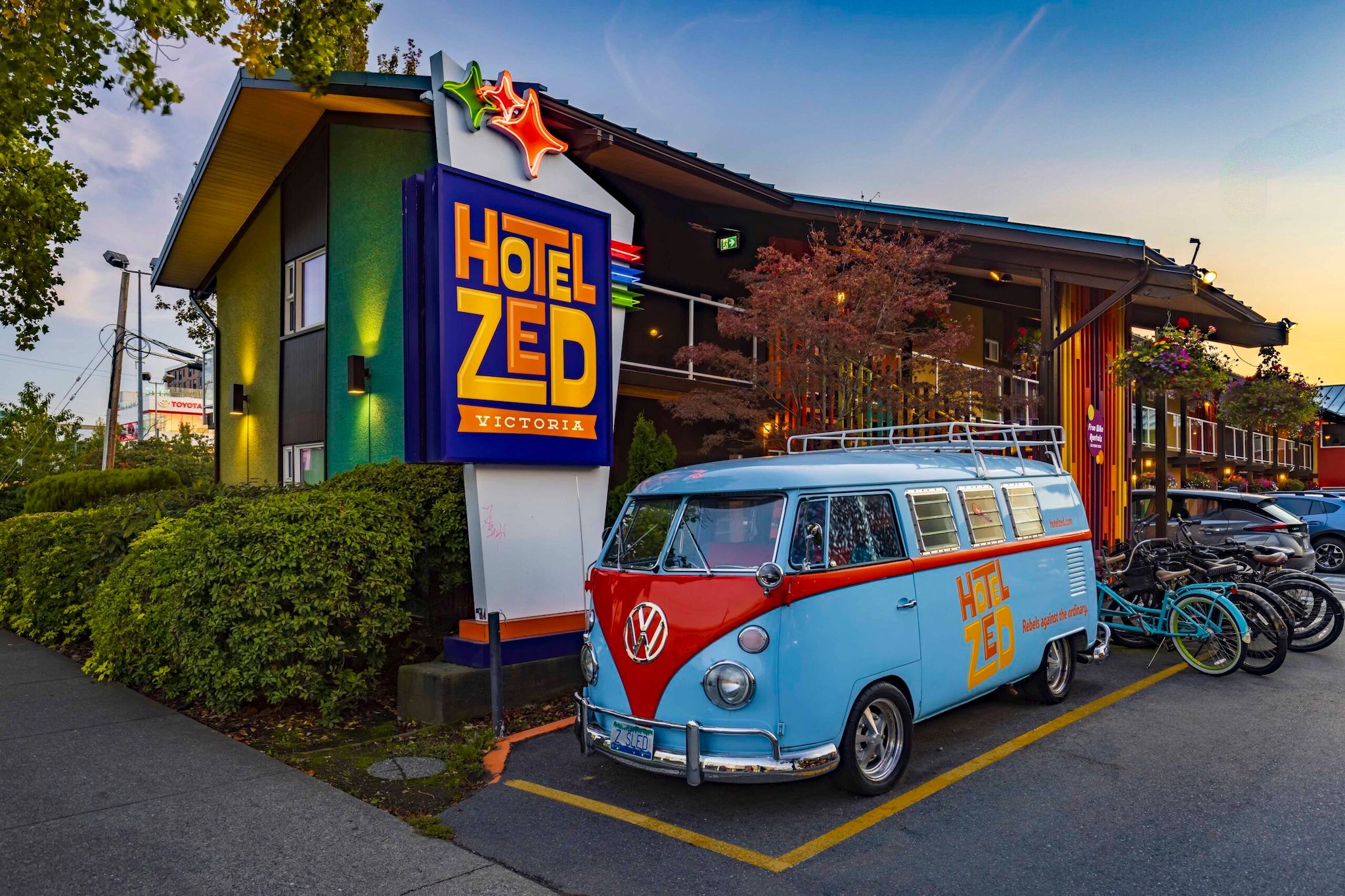 Vancouver Hotel Acquisition Signals Canadian Tourism Shift Amidst Global Slowdown
