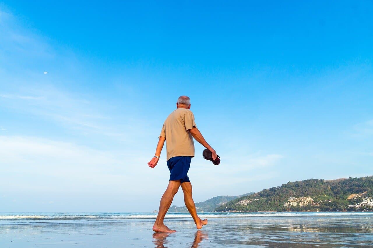 Costa Rica's Retirement Appeal: A Warning for Asia's Aging Economies