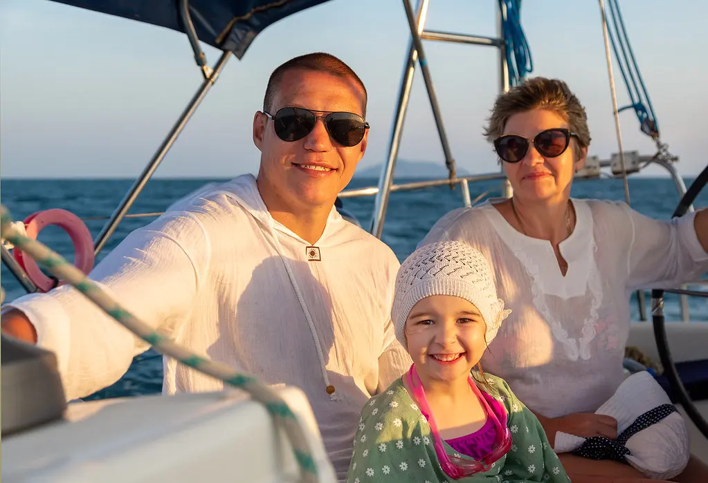Andrey, Diana, Varvara and Valentina. Phuket Yacht - Maiton and Coral island, 07-Mar-2019